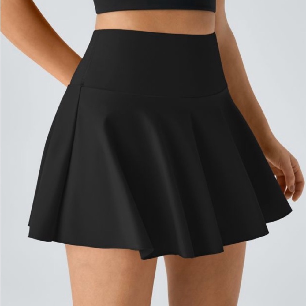 NWOT Halara Women's Skirt black (XS)
